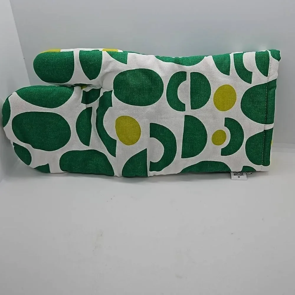 Tabitha Brown oven mitt
